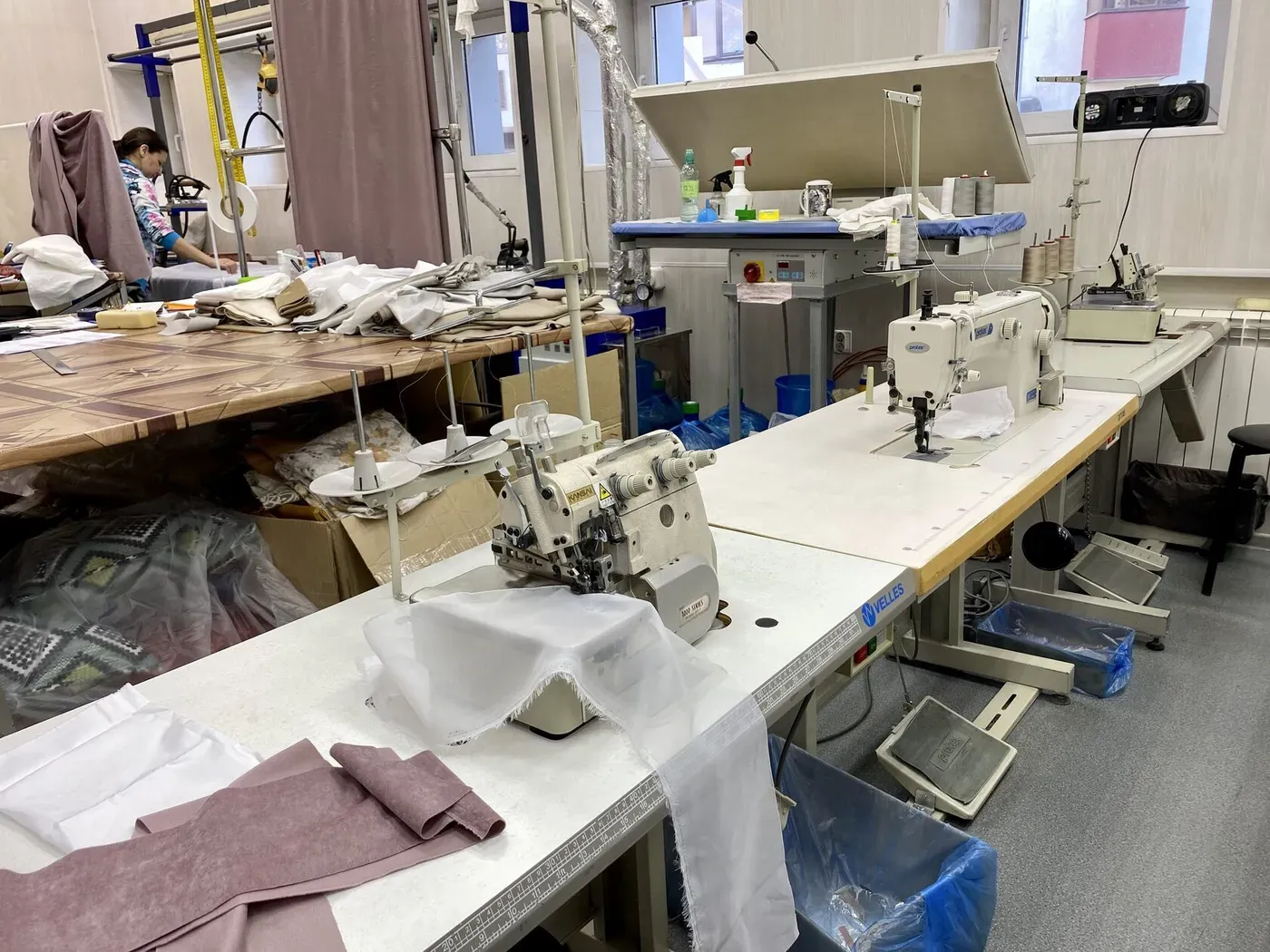 Швейное оборудование в ателье Le Fabric